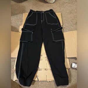 fitted bottom cargo jeans